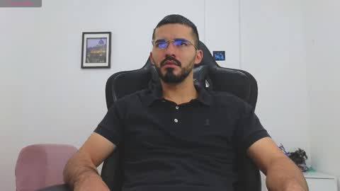 Snapshot of alejandroo_7 chatting on December 18, 2025, 4:35 pm alejandroo_7 online show from December 18, 2025, 4:35 pm