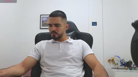 Snapshot of alejandroo_7 chatting on July 8, 2026, 6:23 pm alejandroo_7 online show from July 8, 2026, 6:23 pm