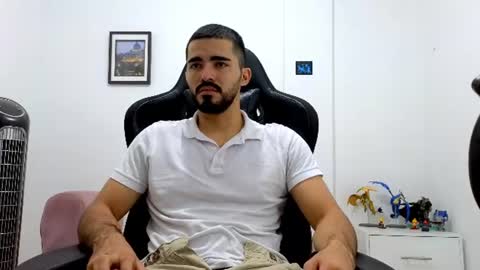 Snapshot of alejandroo_7 chatting on July 17, 2026, 11:20 pm alejandroo_7 online show from July 17, 2026, 11:20 pm