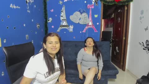 Snapshot of alejita_smithh chatting on January 31, 2025, 1:34 pm zoe and Kataleya online show from January 31, 2025, 1:34 pm