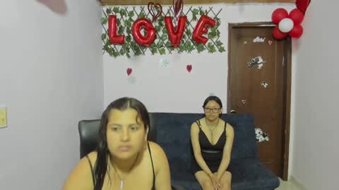 Snapshot of alejita_smithh chatting on February 21, 2025, 1:00 pm zoe and Kataleya online show from February 21, 2025, 1:00 pm