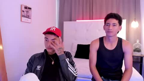 Snapshot of alejo_exotic chatting on May 3, 2026, 1:17 pm alejo_exotic online show from May 3, 2026, 1:17 pm