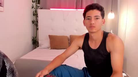 Snapshot of alejo_exotic chatting on June 10, 2026, 12:26 pm alejo_exotic online show from June 10, 2026, 12:26 pm