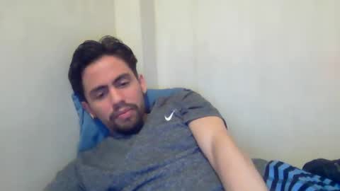 alejo_shy online show from December 15, 2024, 7:13 am