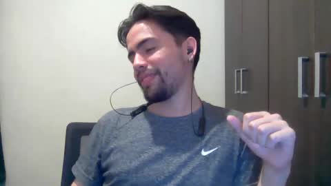 alejo_shy online show from December 18, 2024, 5:48 am