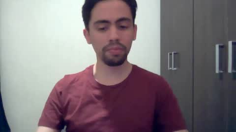 alejo_shy online show from December 24, 2024, 3:05 am