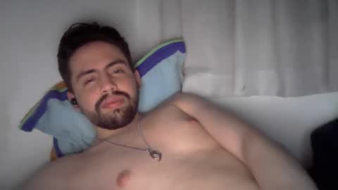 alejo_shy online show from December 1, 2025, 6:18 am