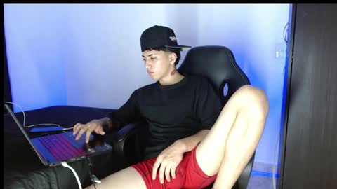 alejo online show from April 3, 2026, 6:33 am