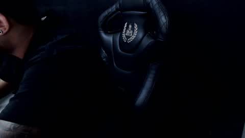 Alejo online show from September 22, 2025, 4:14 am