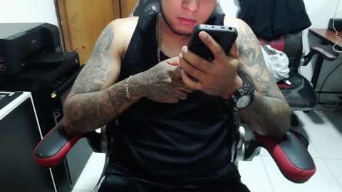 Alejo online show from November 16, 2025, 2:39 am