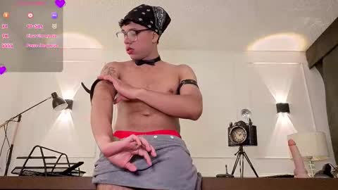 Snapshot of alejostonevg chatting on February 28, 2026, 11:33 am Alejo online show from February 28, 2026, 11:33 am