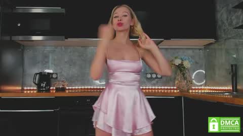 Snapshot of aleksa_cutie chatting on April 4, 2026, 11:40 am Next stream - 2 dec - online show from April 4, 2026, 11:40 am