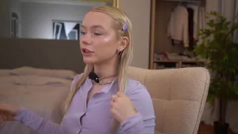 Lexi online show from February 23, 2026, 3:04 am