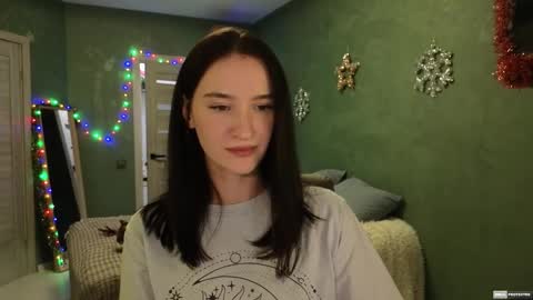 Alena online show from December 7, 2024, 8:05 pm