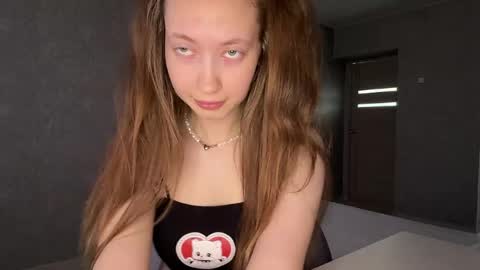 aleren_al online show from April 30, 2026, 5:36 am