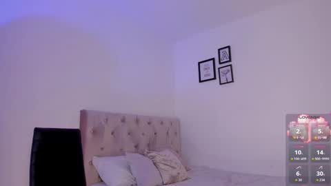 Alesay online show from November 19, 2025, 5:40 am