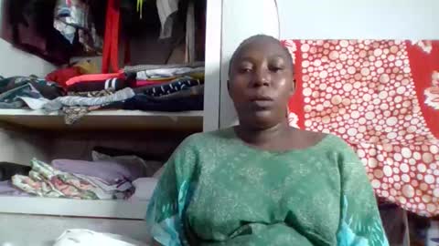 Noreen Kennth and Emilly online show from November 3, 2025, 6:09 pm