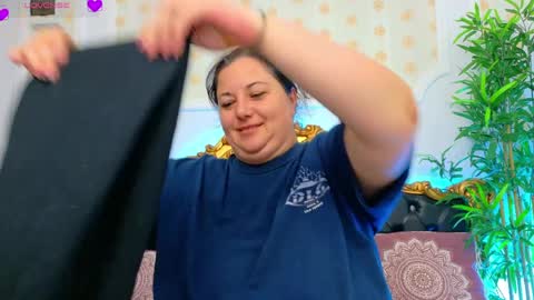 Snapshot of alesha_arabian_ chatting on April 9, 2026, 4:23 am alesha_arabian_ online show from April 9, 2026, 4:23 am