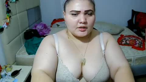 Snapshot of alesia_jones01 chatting on June 30, 2026, 5:30 am Alesia jones01 online show from June 30, 2026, 5:30 am