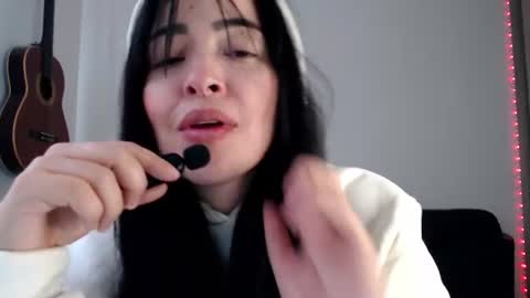 Aleska online show from July 9, 2026, 3:49 pm
