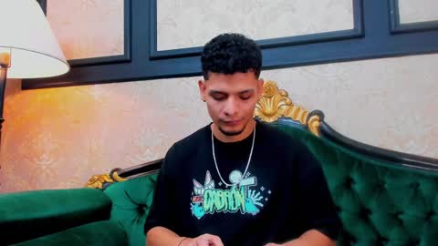 Snapshot of aless_king chatting on February 1, 2025, 11:32 am Alessandro King online show from February 1, 2025, 11:32 am