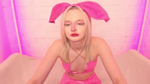 Snapshot of alessakiss chatting on February 19, 2026, 8:54 am alessakiss online show from February 19, 2026, 8:54 am