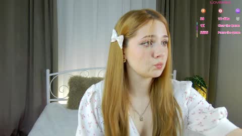 alessamay online show from April 30, 2026, 8:57 pm