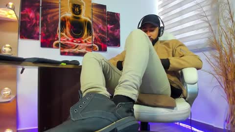 ALESSANDRO  WYE online show from December 22, 2024, 6:48 pm