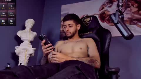 Snapshot of alessandro_duty chatting on February 25, 2025, 12:25 am Alessandro INDEPENDENT MODEL online show from February 25, 2025, 12:25 am