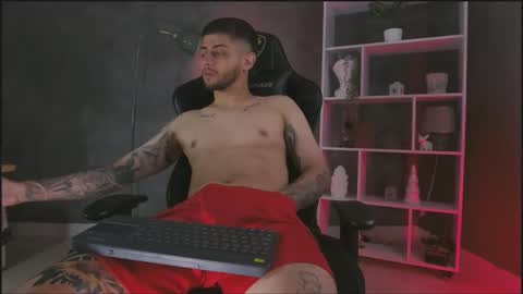 Snapshot of alessandro_duty chatting on September 29, 2025, 1:11 am Alessandro INDEPENDENT MODEL online show from September 29, 2025, 1:11 am