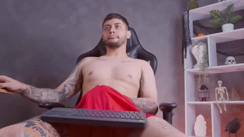 Snapshot of alessandro_duty chatting on October 28, 2025, 1:09 am Alessandro INDEPENDENT MODEL online show from October 28, 2025, 1:09 am