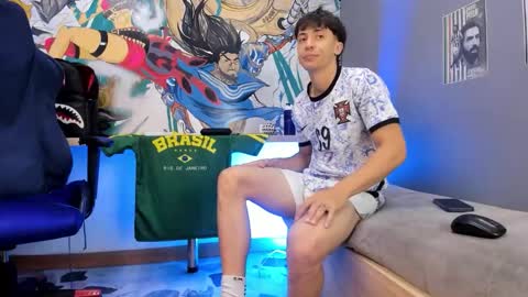 Snapshot of alessandro_dybala chatting on October 23, 2025, 12:48 pm Alessandro Dybala online show from October 23, 2025, 12:48 pm