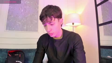 Snapshot of alessandro_dybala chatting on December 16, 2025, 12:54 pm Alessandro Dybala online show from December 16, 2025, 12:54 pm