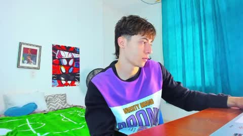 Snapshot of alessandro_dybala chatting on May 24, 2026, 12:32 pm Alessandro Dybala online show from May 24, 2026, 12:32 pm