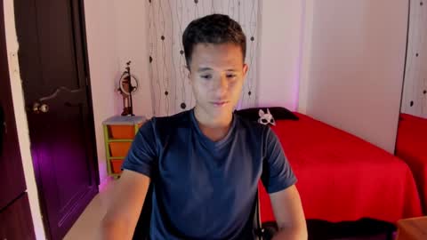 Alessandro online show from February 14, 2025, 9:43 pm