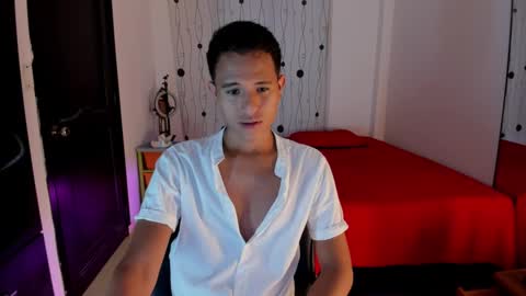 Alessandro online show from February 25, 2025, 7:14 pm