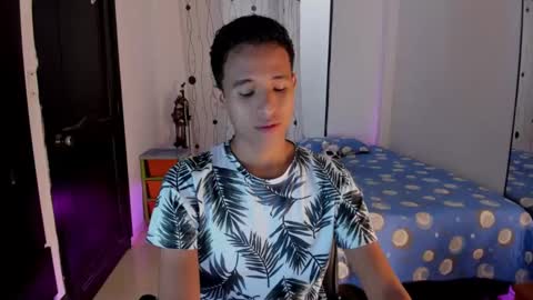 Alessandro online show from March 4, 2025, 2:53 pm