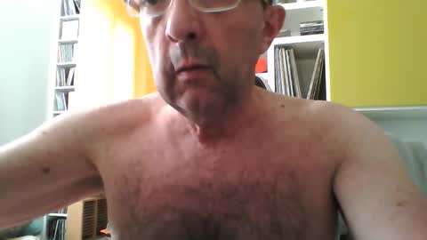 Snapshot of alessandroalexx chatting on June 6, 2026, 9:03 am Daddy Alexx online show from June 6, 2026, 9:03 am