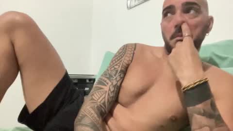 alessandromori91 online show from September 8, 2025, 8:19 pm