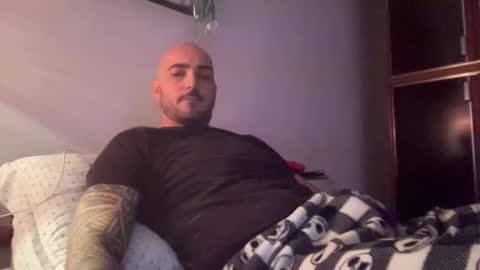 Snapshot of alessandromori91 chatting on December 17, 2025, 8:37 pm alessandromori91 online show from December 17, 2025, 8:37 pm