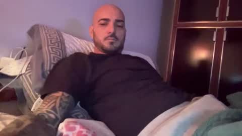 Snapshot of alessandromori91 chatting on December 19, 2025, 5:20 pm alessandromori91 online show from December 19, 2025, 5:20 pm