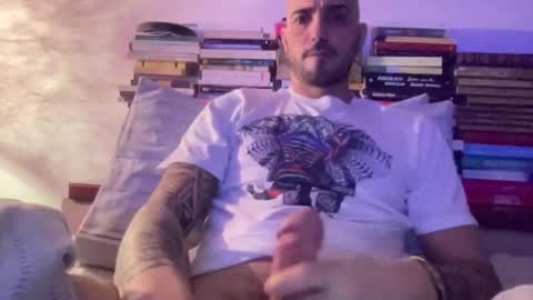 alessandromori91 online show from March 10, 2026, 9:20 pm