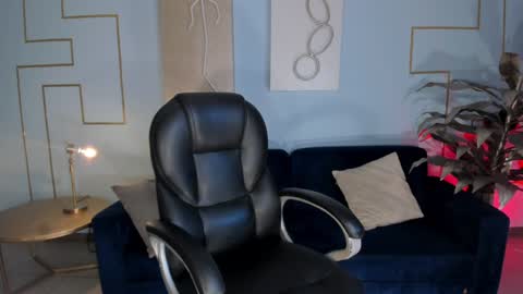 Snapshot of alessaromero chatting on January 5, 2025, 1:35 am ALESSA ROMERO online show from January 5, 2025, 1:35 am
