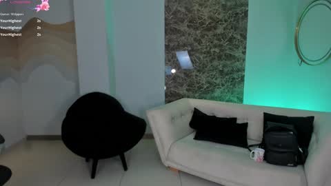Snapshot of alessaromero chatting on January 16, 2025, 1:58 am ALESSA ROMERO online show from January 16, 2025, 1:58 am