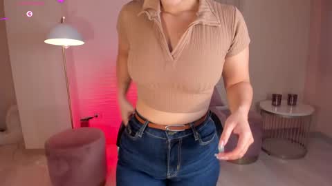 Snapshot of alessaromero chatting on March 2, 2025, 1:58 am ALESSA ROMERO online show from March 2, 2025, 1:58 am
