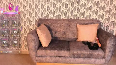 Alessia  online show from April 8, 2026, 6:41 pm