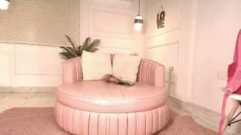 Alejandra  online show from January 8, 2026, 12:07 pm