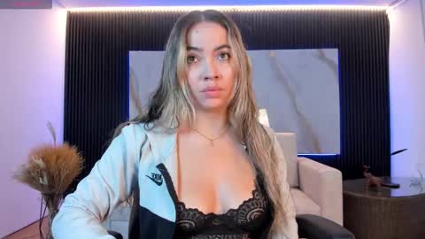 Alessia  Everyday From 0530 to 1430 Col Time online show from November 20, 2025, 11:32 am