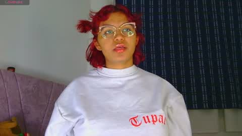 Snapshot of alessia_temptation chatting on July 12, 2026, 6:37 am alessia_temptation online show from July 12, 2026, 6:37 am