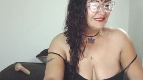 Allesiaboobs online show from March 15, 2026, 10:38 pm